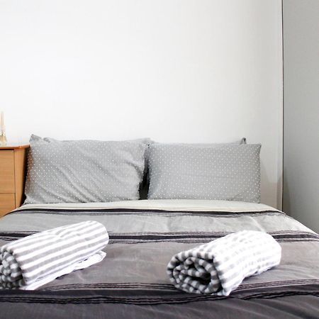 Large Studio Garden Flat On Golders Green Road Londra Dış mekan fotoğraf