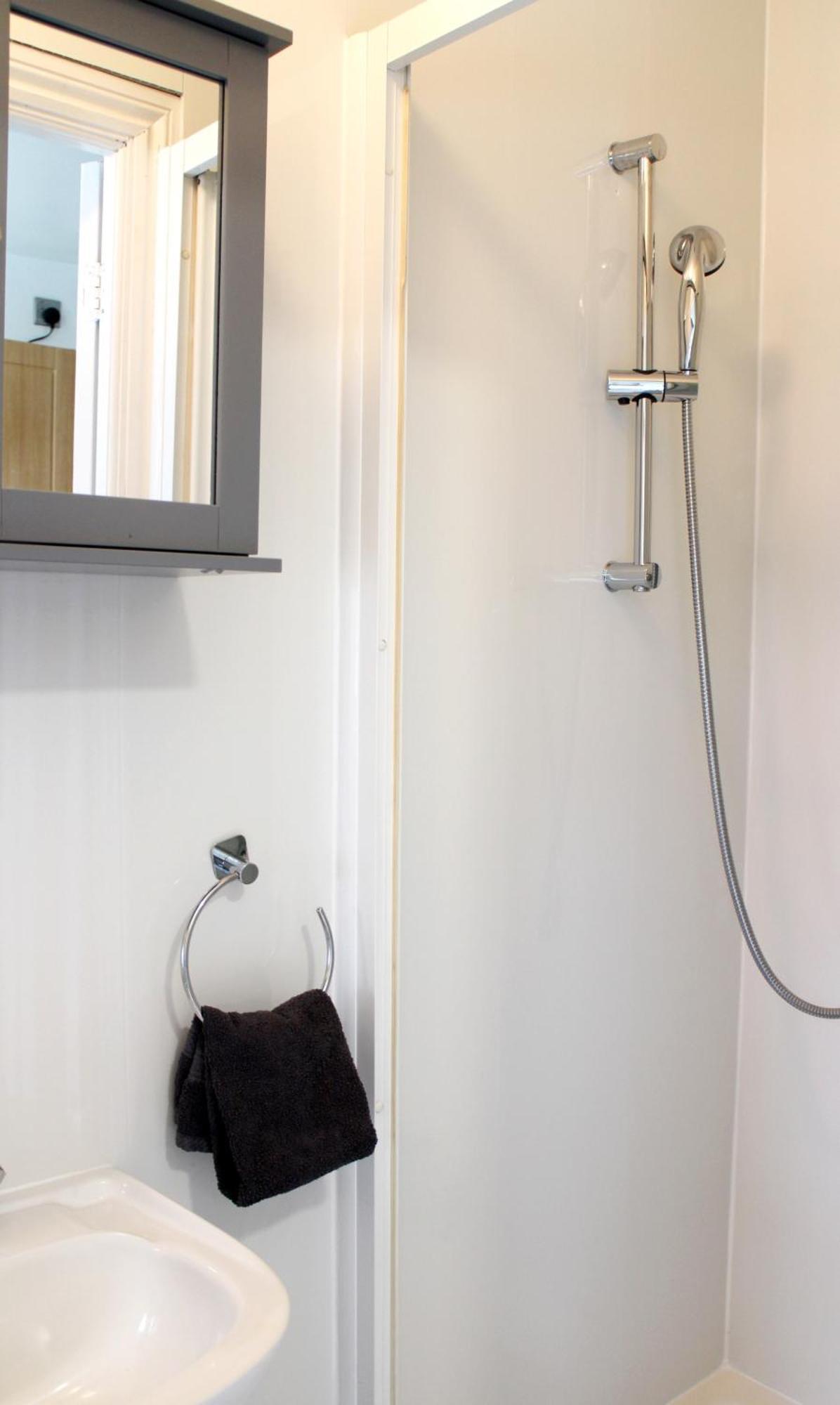 Large Studio Garden Flat On Golders Green Road Londra Dış mekan fotoğraf